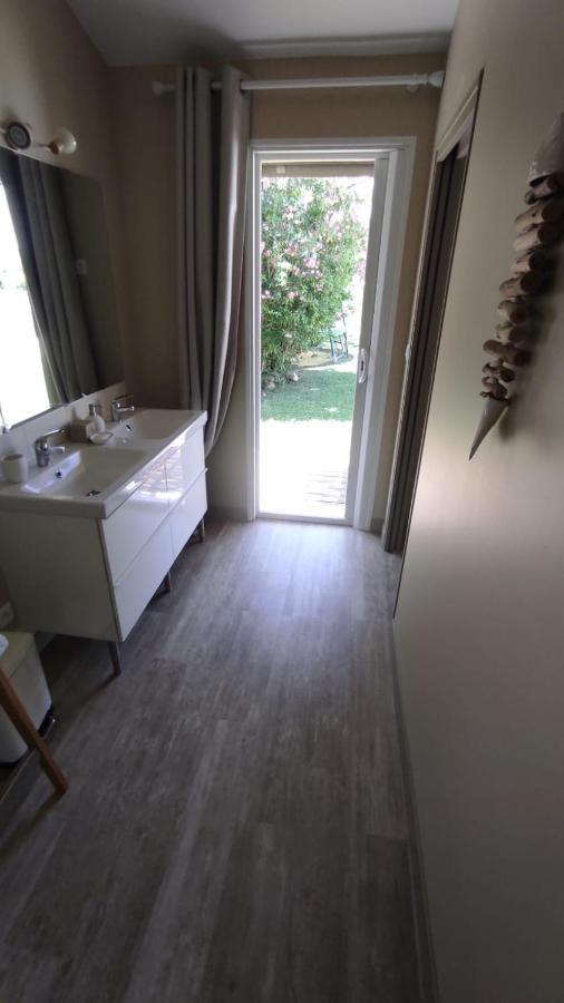 Gite Roma Mouries Exterior photo