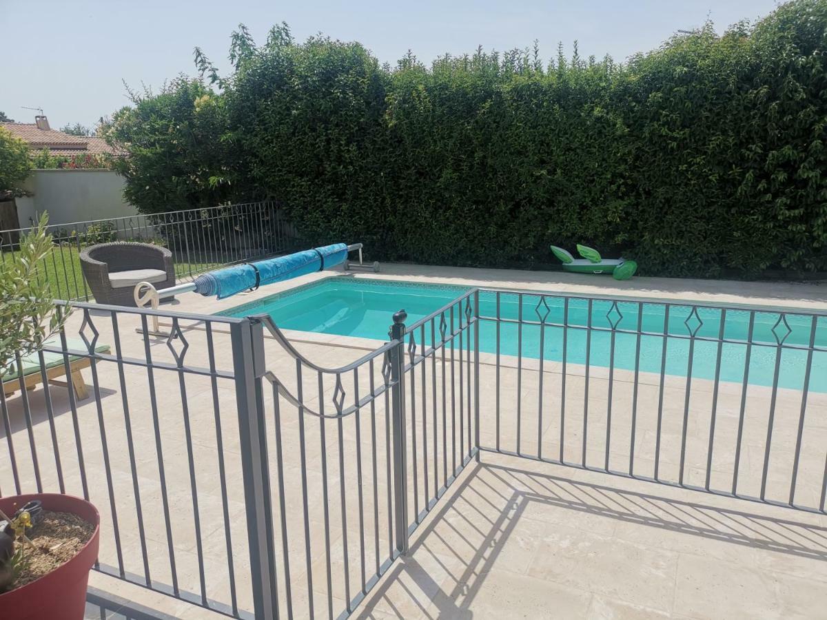 Gite Roma Mouries Exterior photo